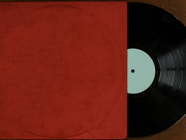 Czyszczenie płyt winylowych: jak dbać o kolekcję, by cieszyć się nieskazitelnym dźwiękiem?