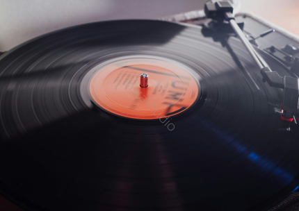 Jaki gramofon kupić na początek i do zaawansowanego zestawu stereo?