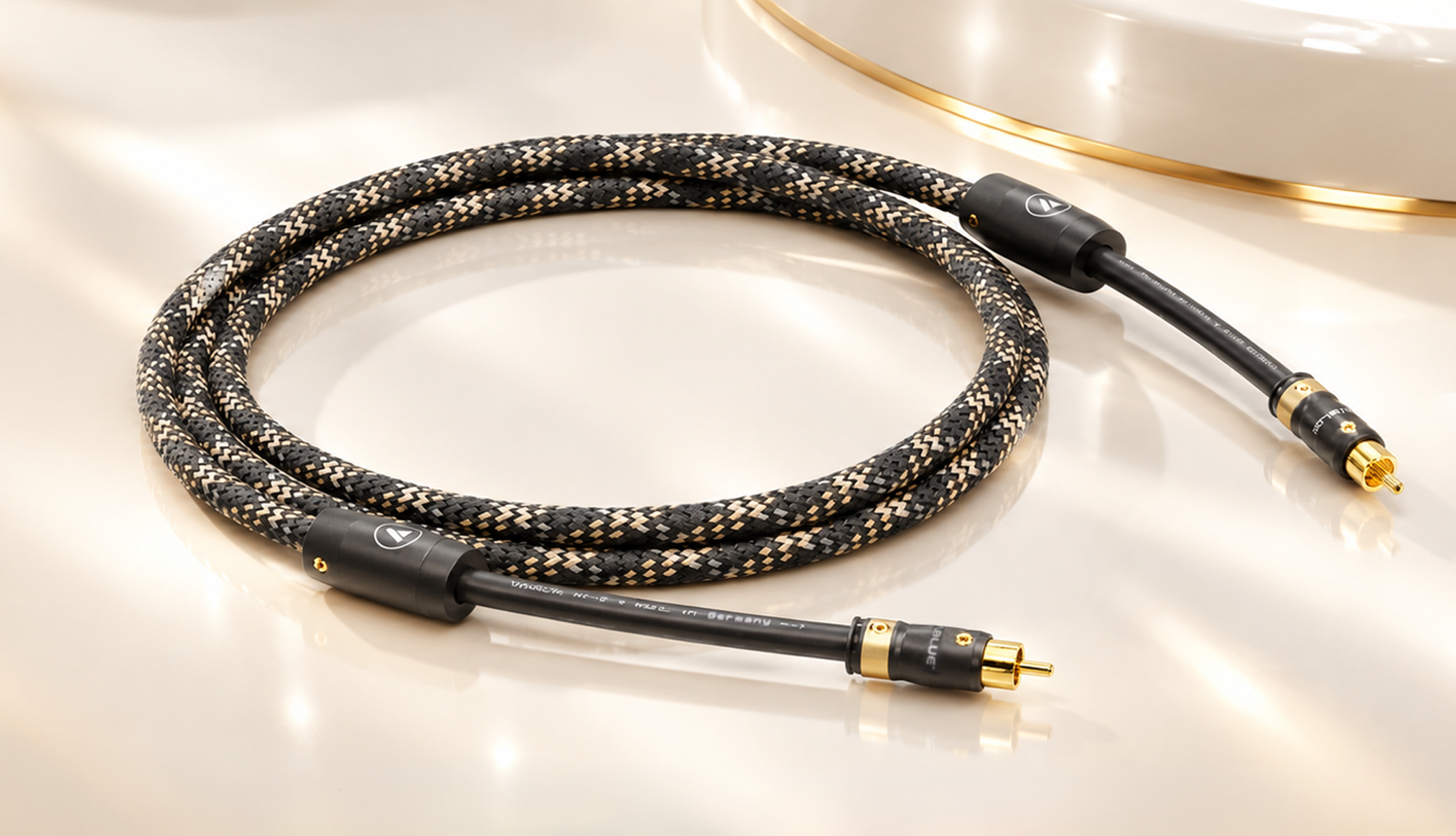VIABLUE NF-B T8 RCA (Cobra)